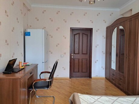 İnşaatçılarda 1 otaqlı köhnə tikili mənzil satılır, 27 m², 110 000 AZN, şəkil 2 / 7