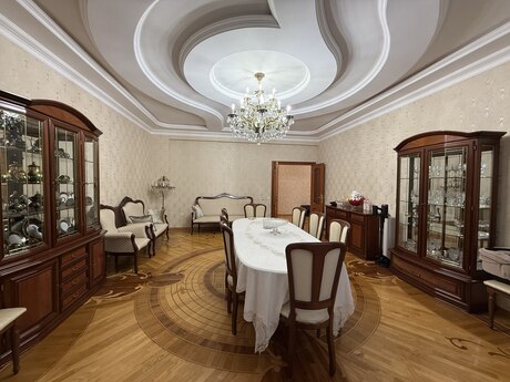 Elan №6420213 - Bakı, Nəriman Nərimanov m., 4 otaqlı, 176 m², 10/16 mərtəbə