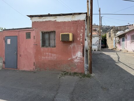 1 otaqlı həyət evi, 30 m², 20-ci sahə: 40 500 ₼ 2