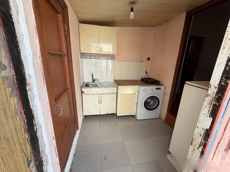 1 otaqlı həyət evi, 30 m², 20-ci sahə: 40 500 ₼ 4