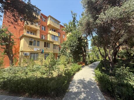 Elan №6420102 - Bakı, Neftçilər m., 3 otaqlı, 75 m², 1/5 mərtəbə