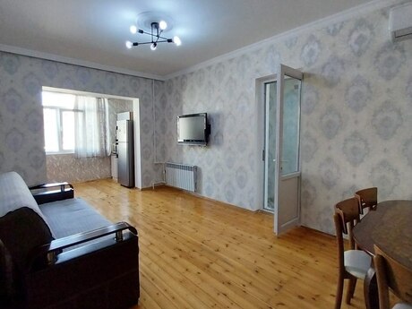 Аренда: 2-комнатная квартира, 70 м², İnşaatçılar: 800 ₼/мес 2