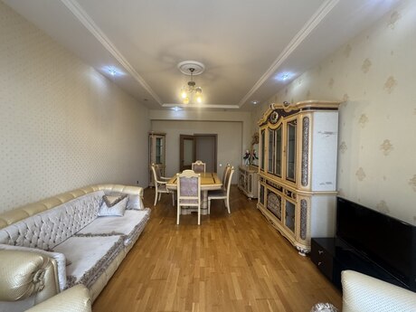 3-room apartment for rent, 120 m², Bayıl: 850 ₼/mo 3
