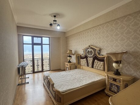 3-room apartment for rent, 120 m², Bayıl: 850 ₼/mo 4