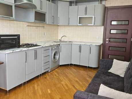 Kirayə 2 otaqlı mənzil, 94 m², 8 Noyabr: 750 ₼/ay 3