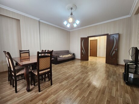 2 otaq · 95 m² · 3/12 mərtəbə, Neftçilər