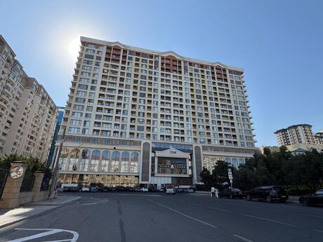 Elan №6420256 - Bakı, Şah İsmayıl Xətai m., 3 otaqlı, 140 m², 8/20 mərtəbə