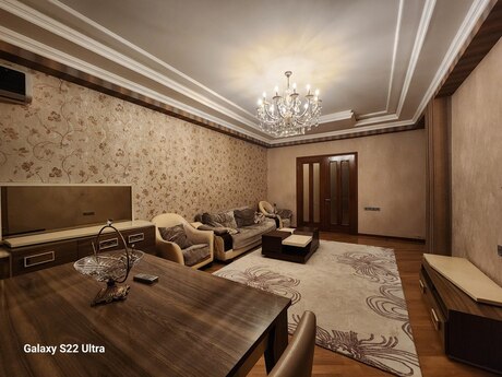3-комнатная квартира, 136 м², Neftçilər: 355 000 ₼ 4