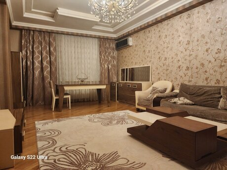 3-комнатная квартира, 136 м², Neftçilər: 355 000 ₼ 3