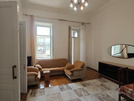 Elan №6420290 - Bakı, Nizami m., 2 otaqlı, 90 m², 3/3 mərtəbə