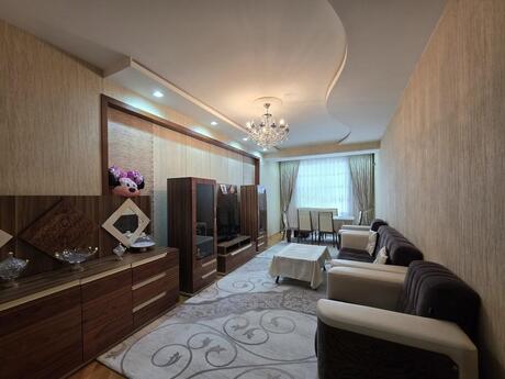 Elan №6420276 - Bakı, Nəsimi m., 3 otaqlı, 135 m², 8/17 mərtəbə