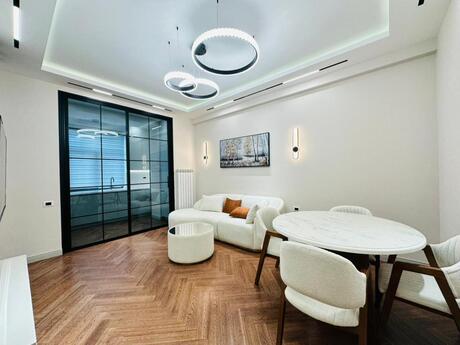 Kirayə 2 otaqlı mənzil, 72 m², Renessans Palace: 1 500 ₼/ay 4