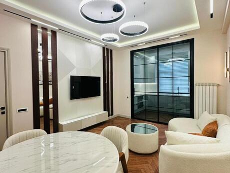 Elan №6420282 - Bakı, Elmlər Akademiyası m., 2 otaqlı, 72 m², 11/19 mərtəbə