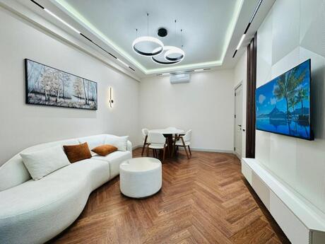 Kirayə 2 otaqlı mənzil, 72 m², Renessans Palace: 1 500 ₼/ay 2