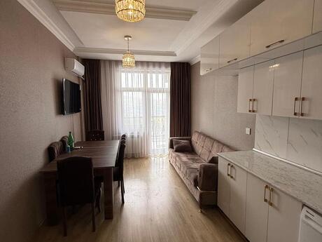 Kirayə 3 otaqlı mənzil, 100 m², İnşaatçılar: 800 ₼/ay 4