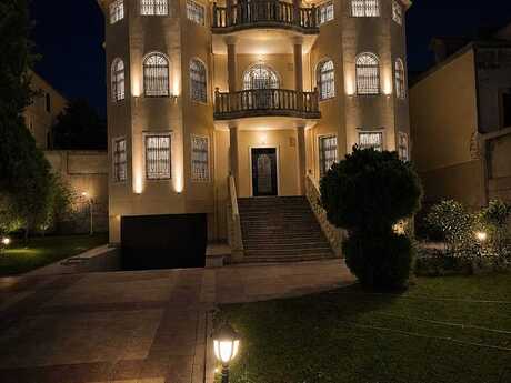 Elan №6420341 - Bakı, Qaraçuxur q., 8 otaqlı, 550 m²