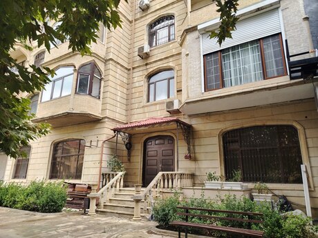 Объявление №6420385 - Баку, м. Элмляр Академиясы, 220 м²