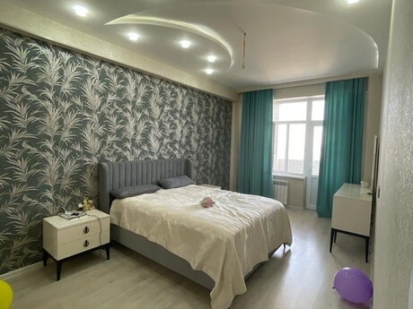 Kirayə 2 otaqlı mənzil, 100 m², Şah İsmayıl Xətai: 1 350 ₼/ay 5