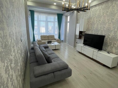 Kirayə 2 otaqlı mənzil, 100 m², Şah İsmayıl Xətai: 1 350 ₼/ay 2