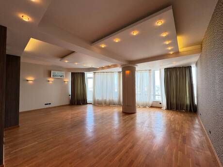 4 otaq · 277 m² · 18/19 mərtəbə, İnşaatçılar