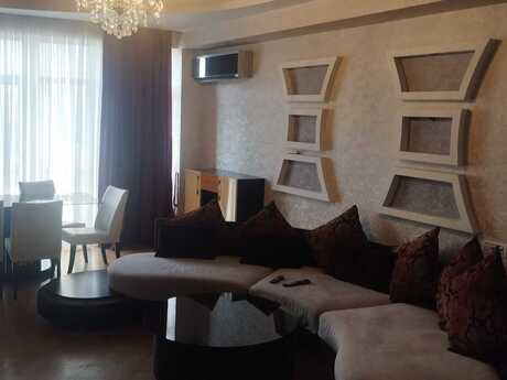 Kirayə 3 otaqlı mənzil, 150 m², Şah İsmayıl Xətai: 1 199 ₼/ay 3