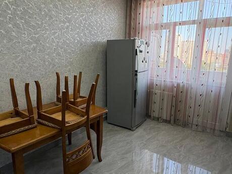 Аренда: 2-комнатная квартира, 85 м², 8 Noyabr: 1 100 ₼/мес 3