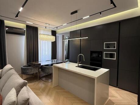 3 otaqlı mənzil, 135 m², 28 May: 470 000 ₼ 4