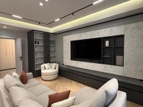 3 otaqlı mənzil, 135 m², 28 May: 470 000 ₼ 2