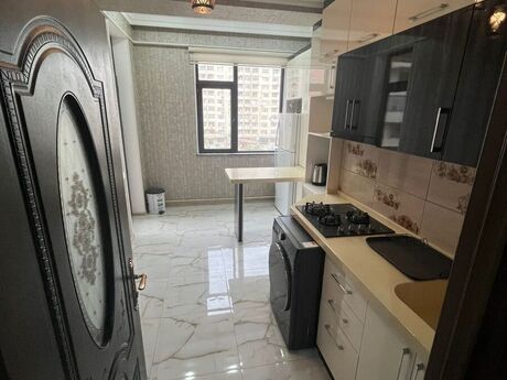 Kirayə 3 otaqlı mənzil, 110 m², 8 Noyabr: 1 500 ₼/ay 3