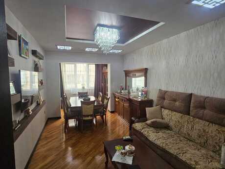 2-room apartment, 67 m², 8 Noyabr: 208 000 ₼ 3