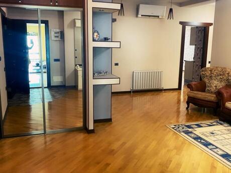 Kirayə 3 otaqlı mənzil, 191 m², Şah İsmayıl Xətai: 1 900 ₼/ay 4