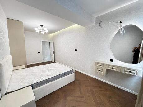 3 otaqlı mənzil, 80 m², Neftçilər: 267 000 ₼ 2