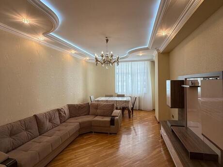 3 otaqlı mənzil, 130 m², 20 Yanvar: 308 000 ₼ 2