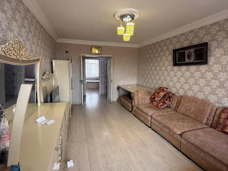 3 otaqlı mənzil, 90 m², Bakıxanov: 195 000 ₼ 2