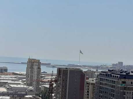 5 otaqlı mənzil, 260 m², 28 May: 590 000 ₼ 2