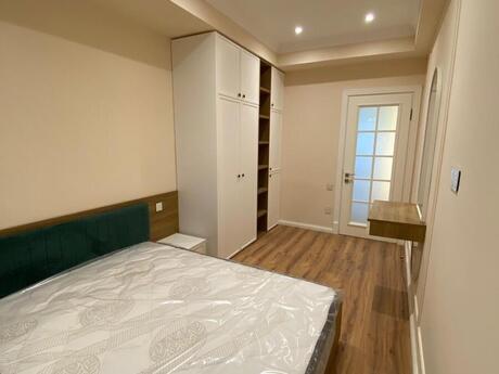 2 otaqlı mənzil, 66 m², 28 May: 230 000 ₼ 2