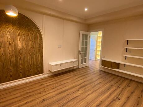 2 otaqlı mənzil, 66 m², 28 May: 230 000 ₼ 5