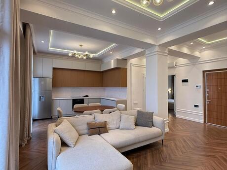 2-комнатная квартира, 80 м², Ağ şəhər: 470 000 ₼ 4