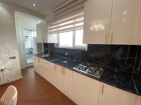 2 otaqlı mənzil, 60 m², 8 Noyabr: 185 000 ₼ 4