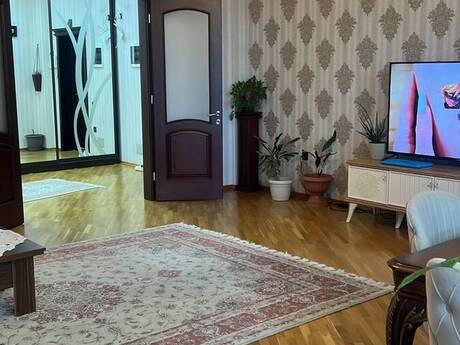 Kirayə 2 otaqlı mənzil, 150 m², 8 Noyabr: 1 200 ₼/ay 4