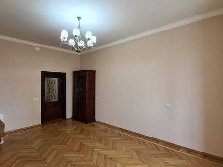 Объявление №6420968 - Баку, м. Низами, 3-комн., 175 м², 7/10 этаж