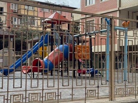 2 otaq · 61 m² · 10/13 mərtəbə, Memar Əcəmi