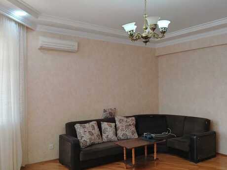 3 otaqlı mənzil, 135 m², 8 Noyabr: 320 000 ₼ 3