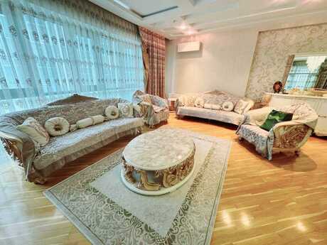 3 otaq · 250 m² · 15/24 mərtəbə, Şah İsmayıl Xətai