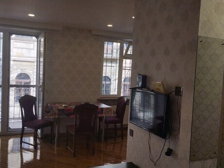 Kirayə 2 otaqlı mənzil, 60 m², Sahil: 900 ₼/ay 4