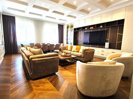 7 otaqlı mənzil, 285 m², Sahil: 1 400 000 ₼ 3