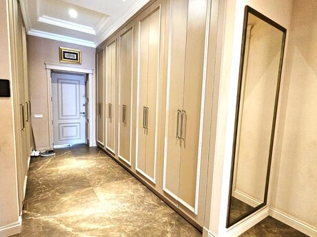 7 otaqlı mənzil, 285 m², Sahil: 1 400 000 ₼ 4