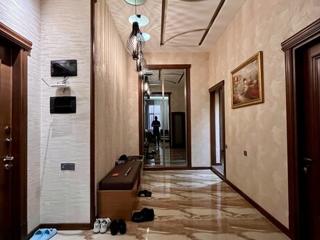 3 otaqlı mənzil, 130 m², Sahil: 339 500 ₼ 5