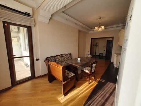 Kirayə 3 otaqlı mənzil, 120 m², 28 May: 2 000 ₼/ay 2