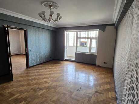 5-комн. · 180 m² · 8/10 этаж, Nizami